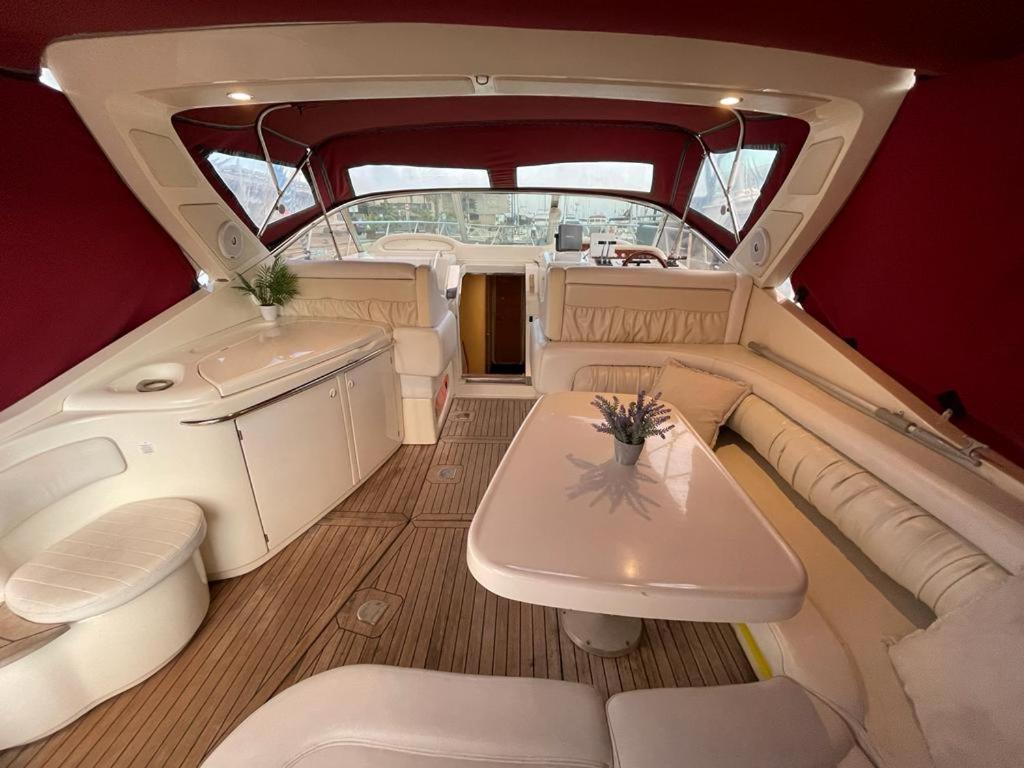 Cozy Yacht In Barcelona With Boat Tour Option