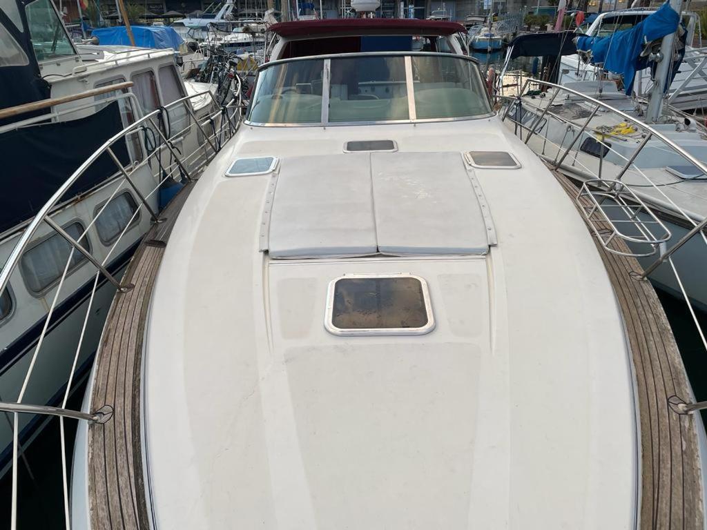 Cozy Yacht In Barcelona With Boat Tour Option Botel