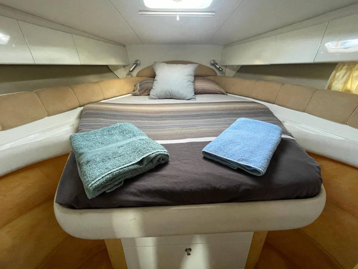 Cozy Yacht In Barcelona With Boat Tour Option Botel